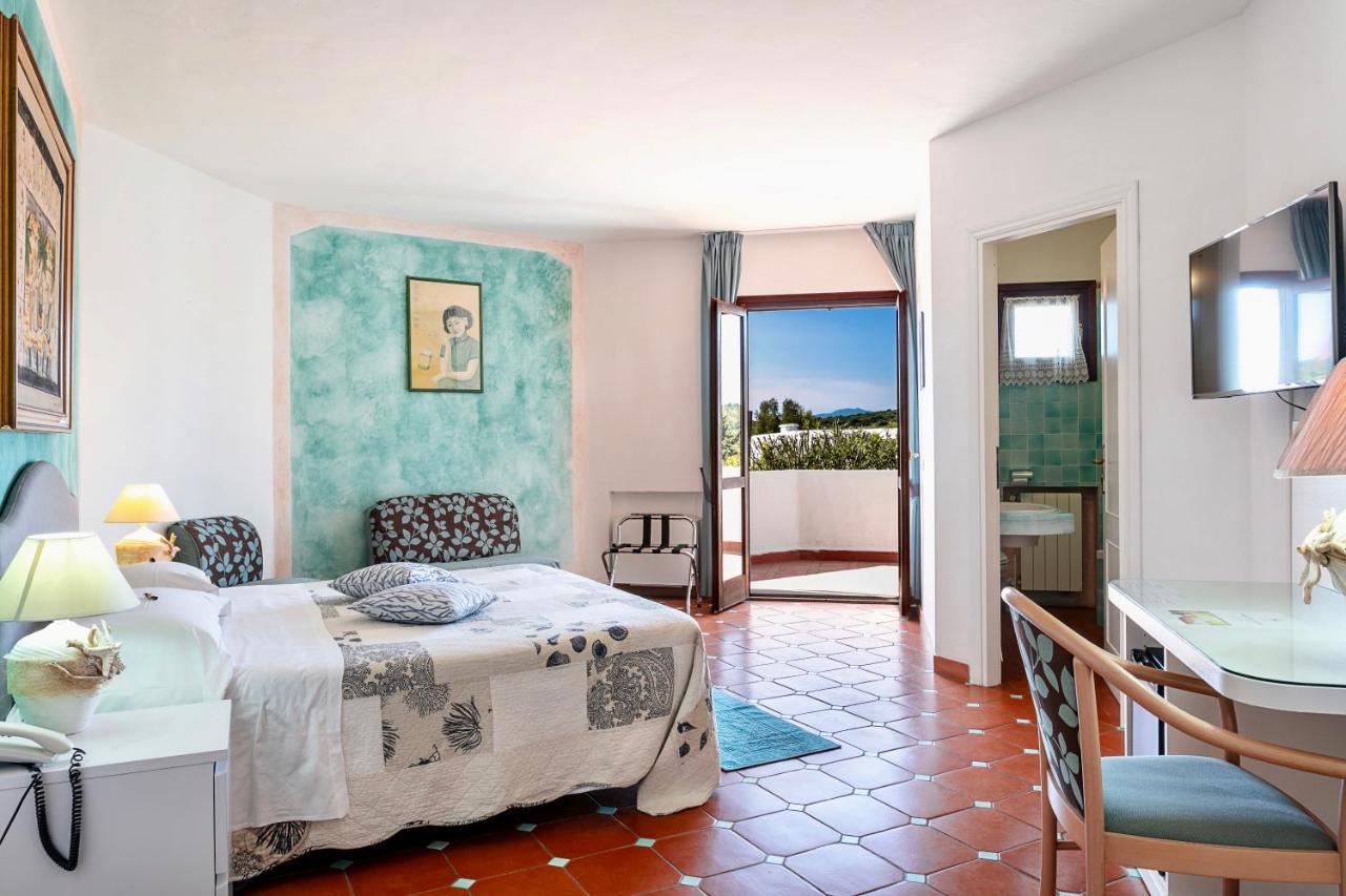 Hotel Stefania Boutique Hotel By The Beach Olbia Kültér fotó