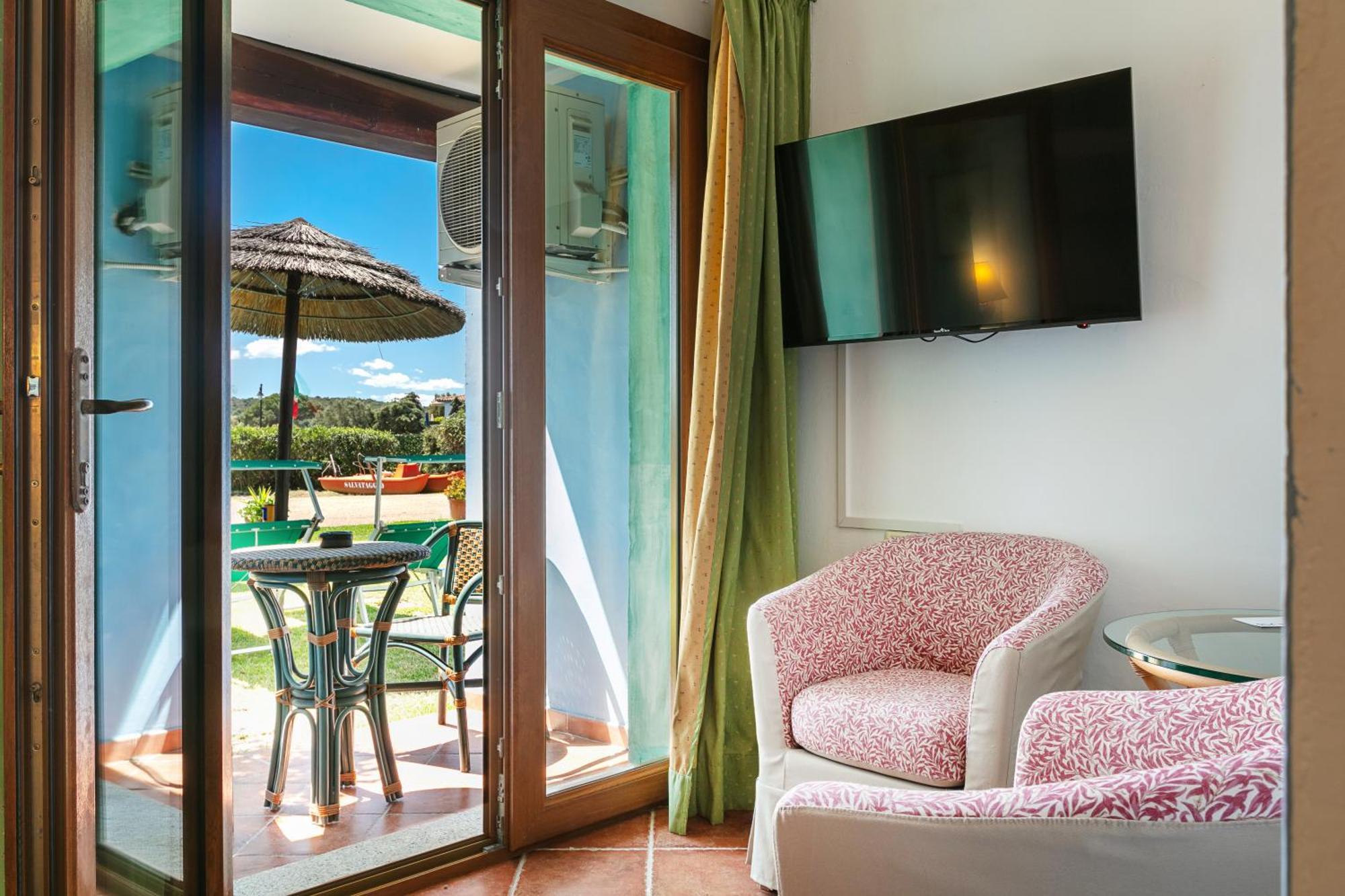Hotel Stefania Boutique Hotel By The Beach Olbia Szoba fotó